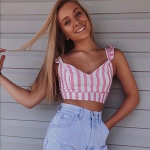 Meet your Posher, Julia